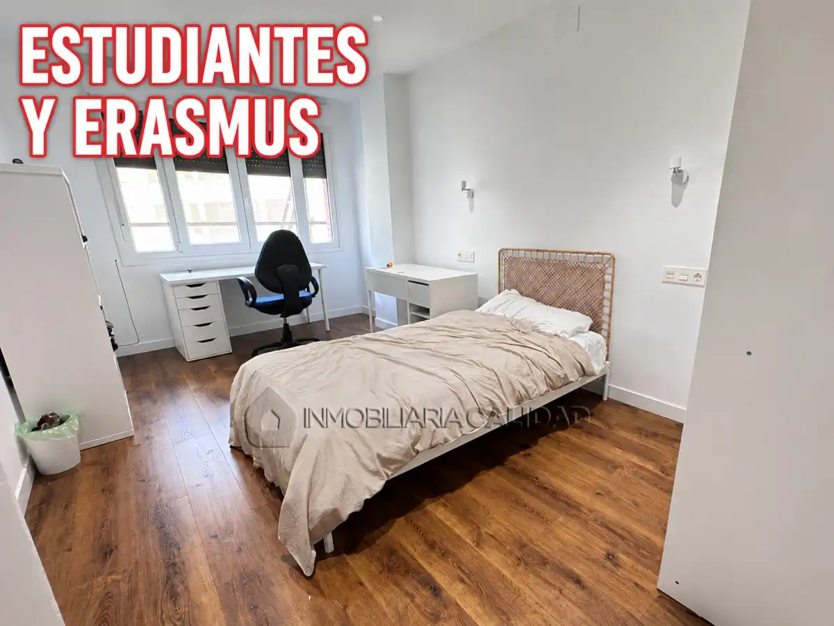 Bedroom of Flat for rent in Burgos  with Heating and Terrace