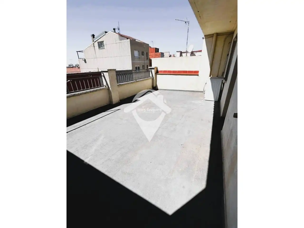 Casa o chalet en venta en Calle Solsona, Les Arenes - La Grípia Can Montllor, Nord-est