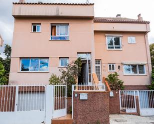 Exterior view of Single-family semi-detached for sale in Galapagar  with Terrace and Swimming Pool