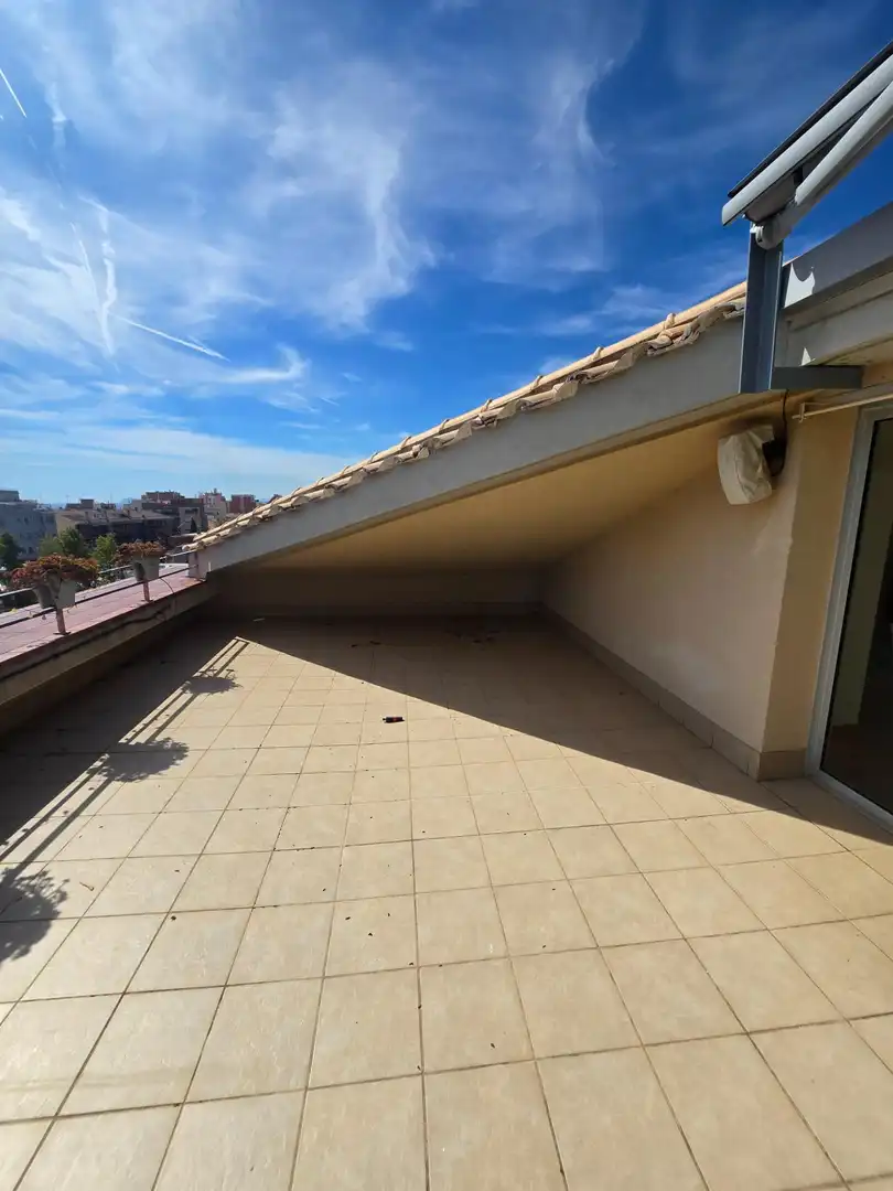 Dúplex con terraza en alquiler en Calle MANILA 23, imagen 65