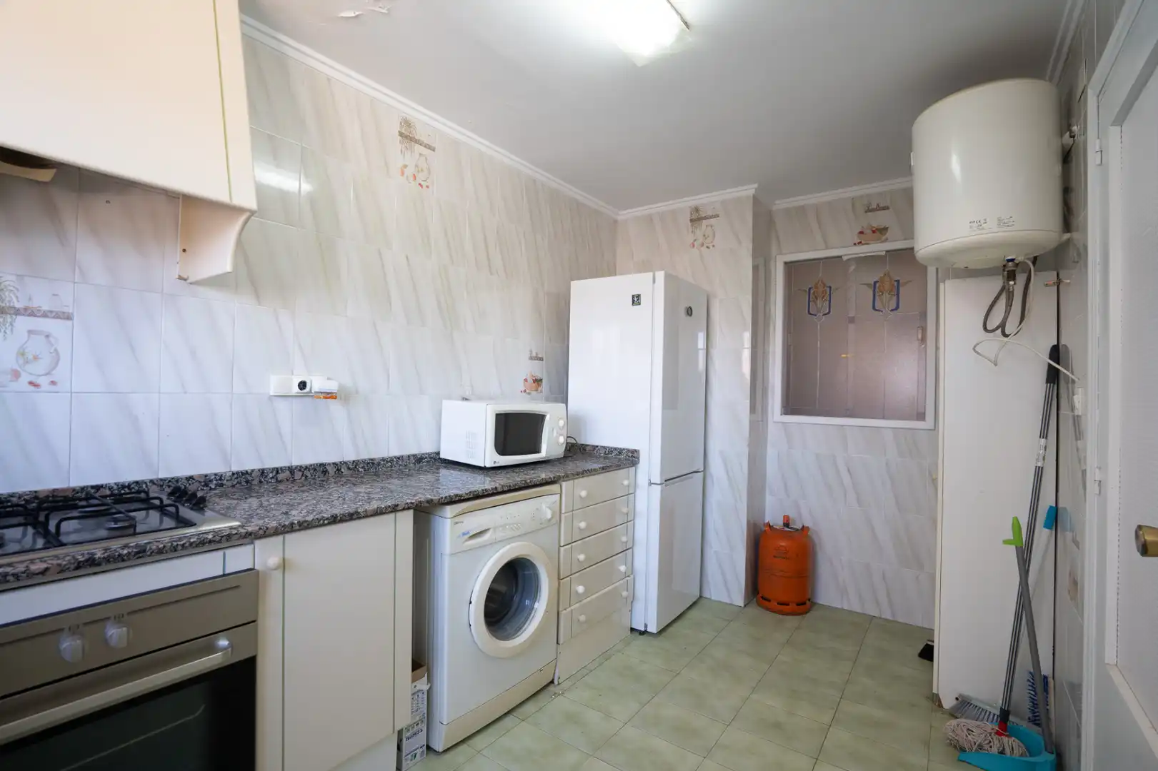 Cocina de Piso en venta en Valencia con Aire acondicionado, Calefacción y Jardín privado