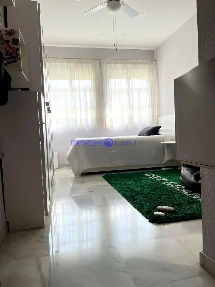 Habitación de Piso en venta en Mairena del Aljarafe con Aire acondicionado y Terraza