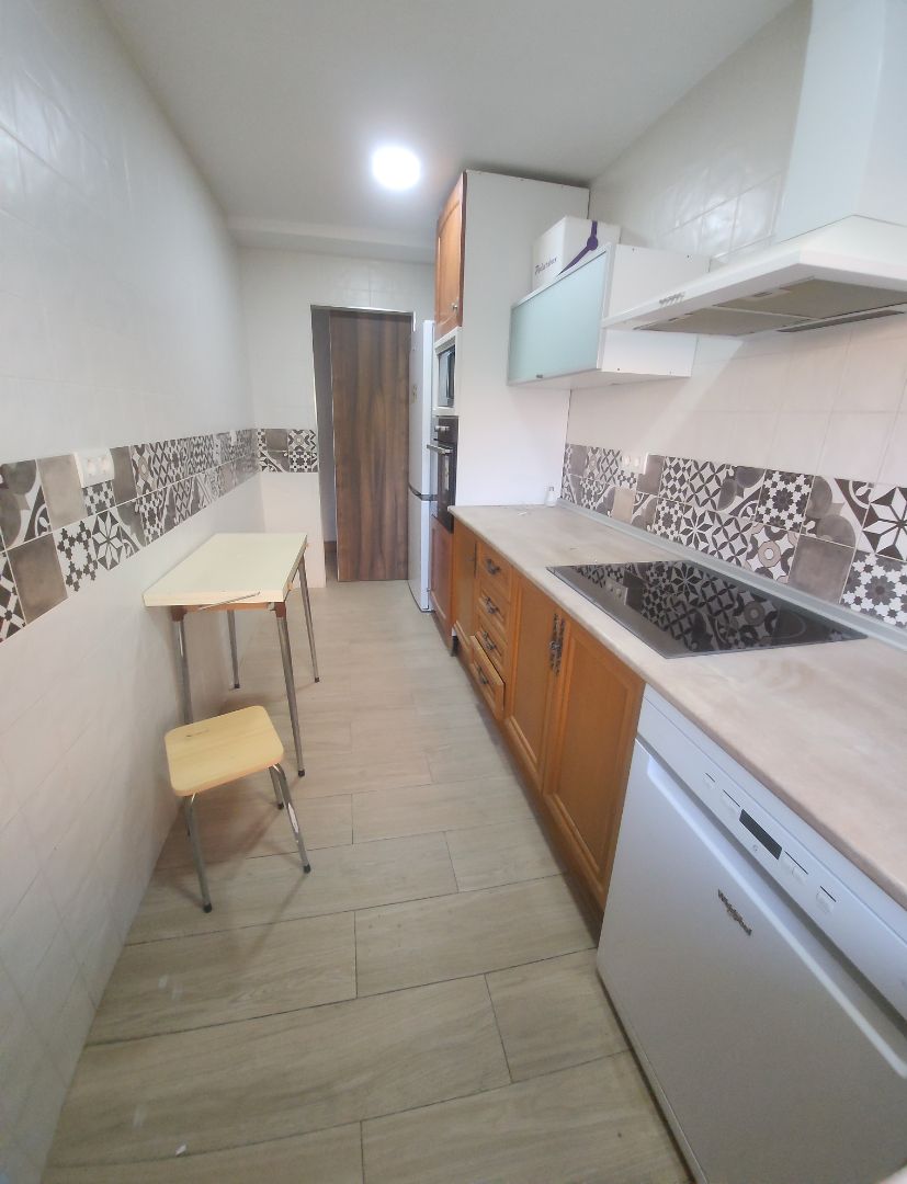 Kitchen of Flat to rent in  Granada Capital  with Furnished, Oven and Washing machine