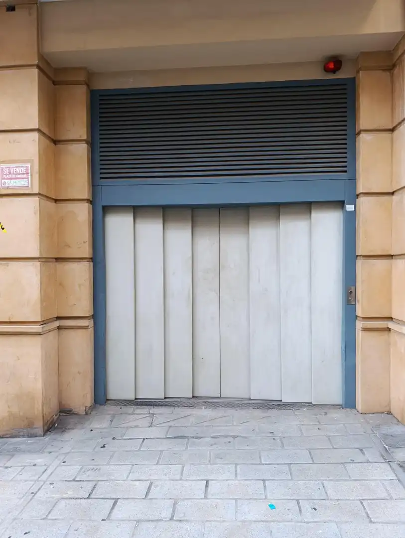 Einzelparkplatz zum Verkauf in Calle BELANDO 21, imagen 2