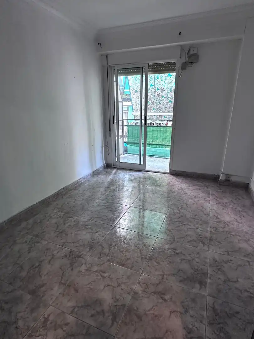 Sala d'estar de Pis en venda en Alcoy / Alcoi amb Traster, Moblat i Balcó