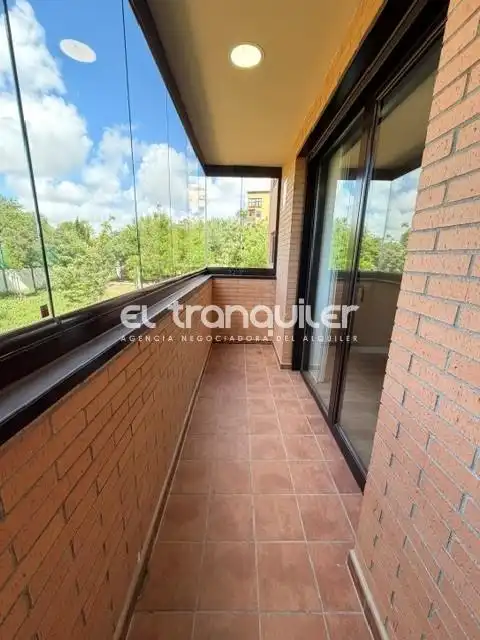 Piso de alquiler en Calle Fernando VII, San José - Buenos Aires
