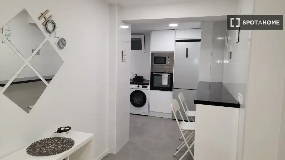 Cuina de Apartament per a compartir en Xirivella amb Aire condicionat i Terrassa
