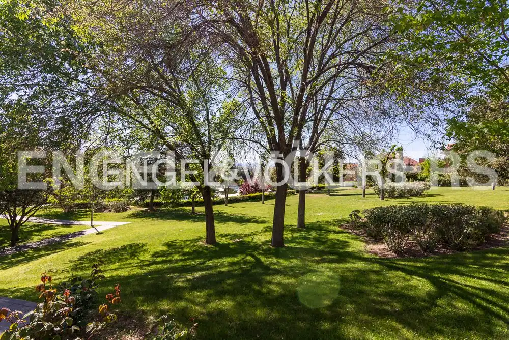 Flat for rent in Las Rozas de Madrid  with Air Conditioner, Heating and Private garden