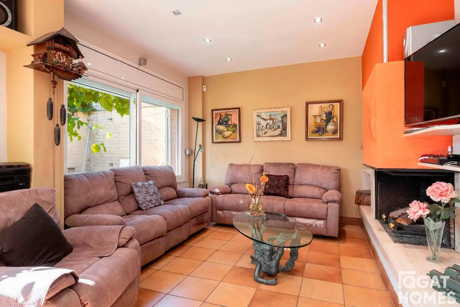 Living room of Houses for sale in Sant Cugat del Vallès  with Air Conditioner, Heating and Terrace