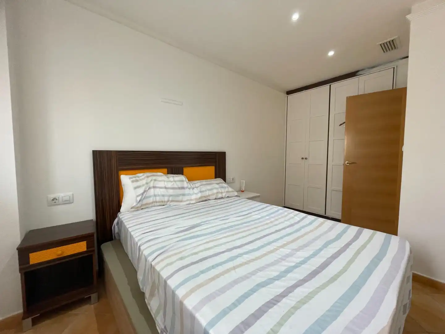 Dormitori de Apartament en venda en Formentera del Segura amb Aire condicionat, Traster i Alarma