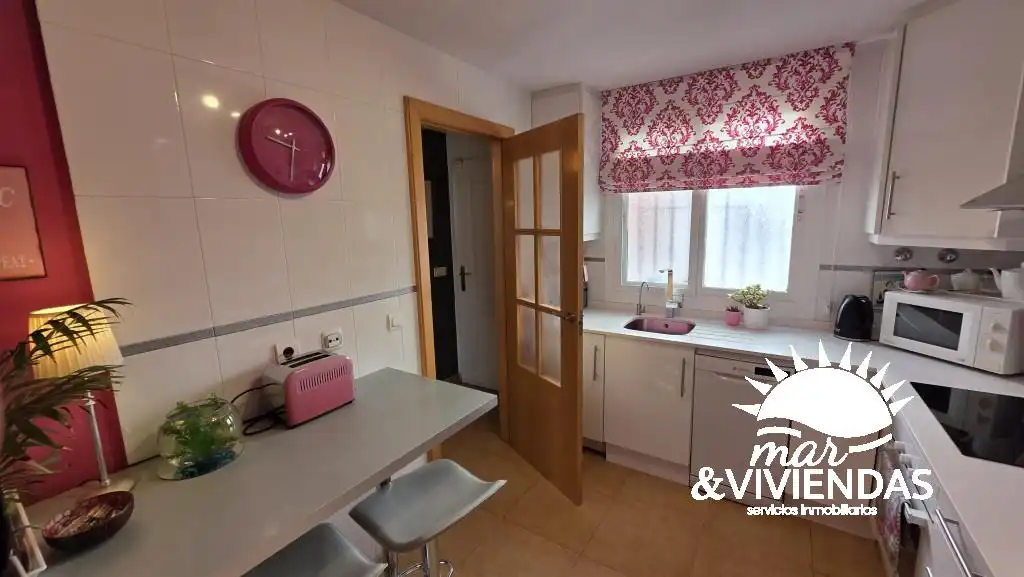 Detached homes for sale in Avenida Alhambra, 4, Lomas del Mar