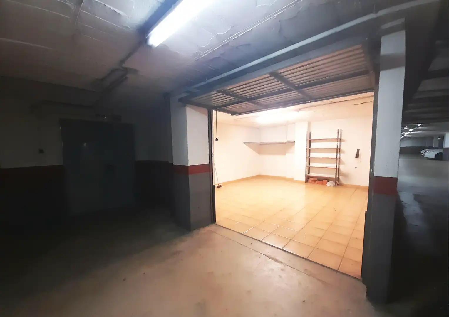 Individual with lift for sale in Carrer de Josep Carner 2, imagen 2