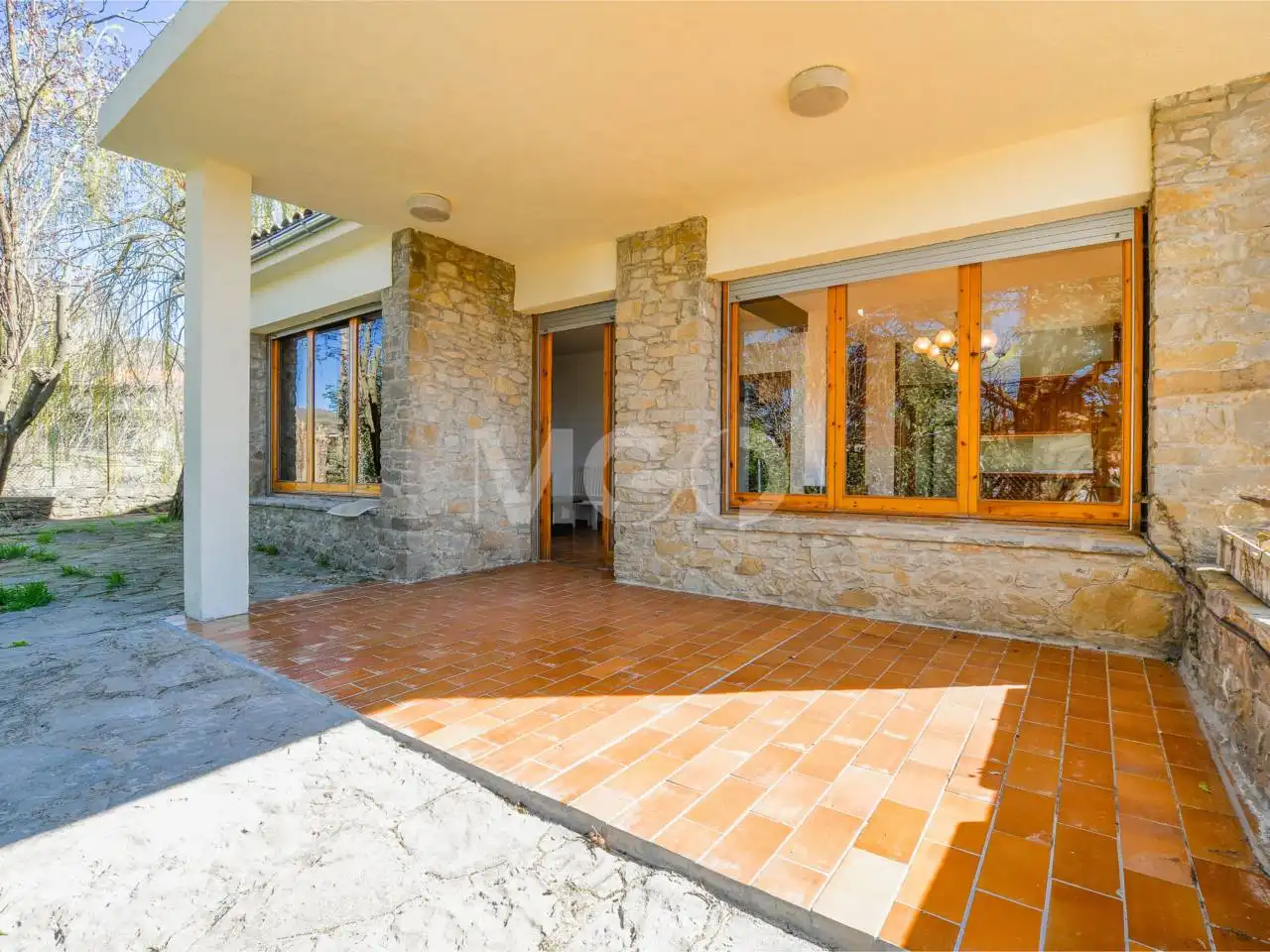 Vista exterior de Casa o xalet en venda en Sant Boi de Lluçanès amb Jardí privat