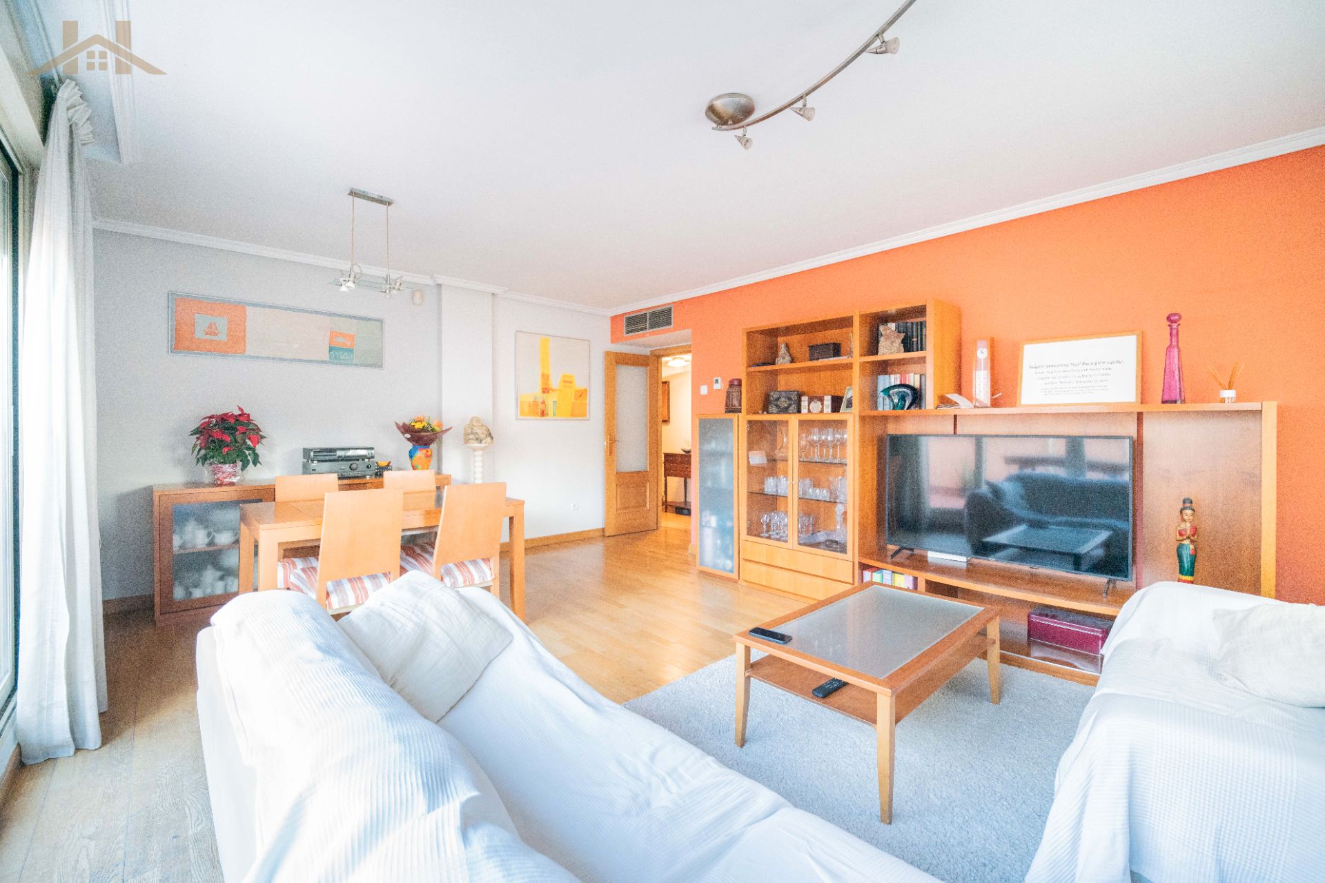 Living room of Flat for sale in Alcobendas  with Heating, Terrace and Storage room