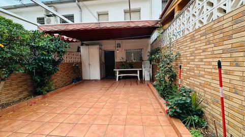 Foto 2 de Casa adosada en venda a Carrer Mallorca, Vinyets - Molí Vell, Barcelona