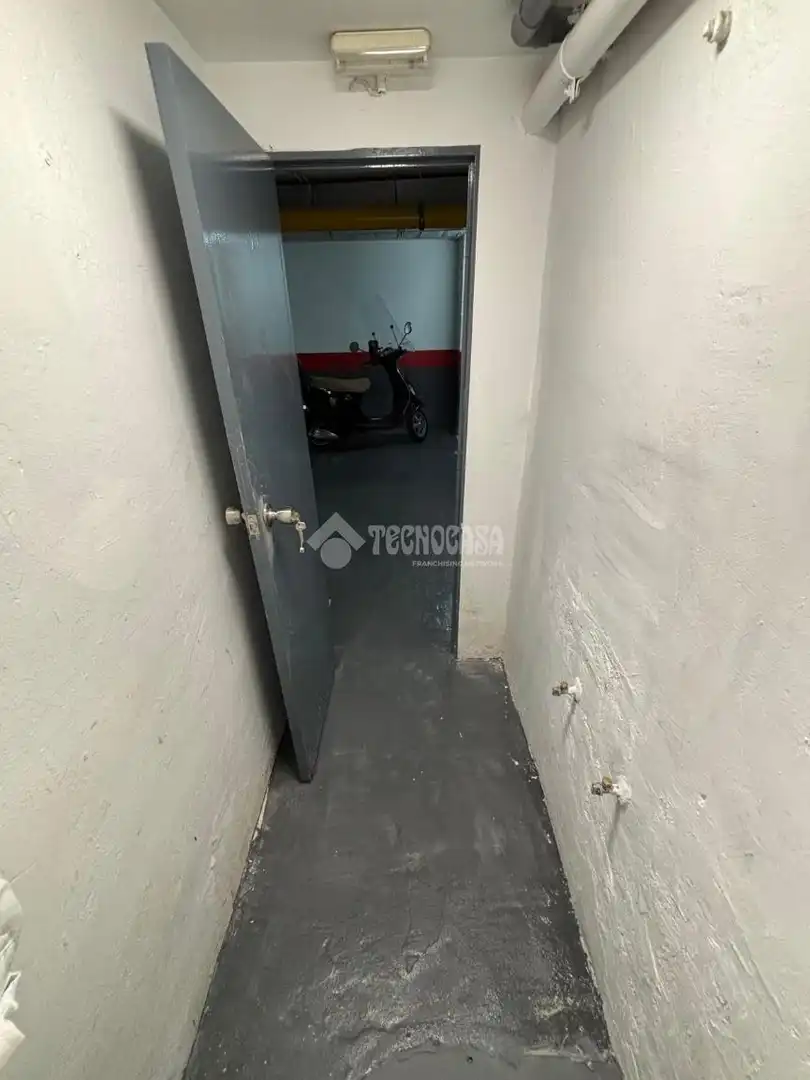Garage for rent in Ríos Rosas - Nuevos Ministerios