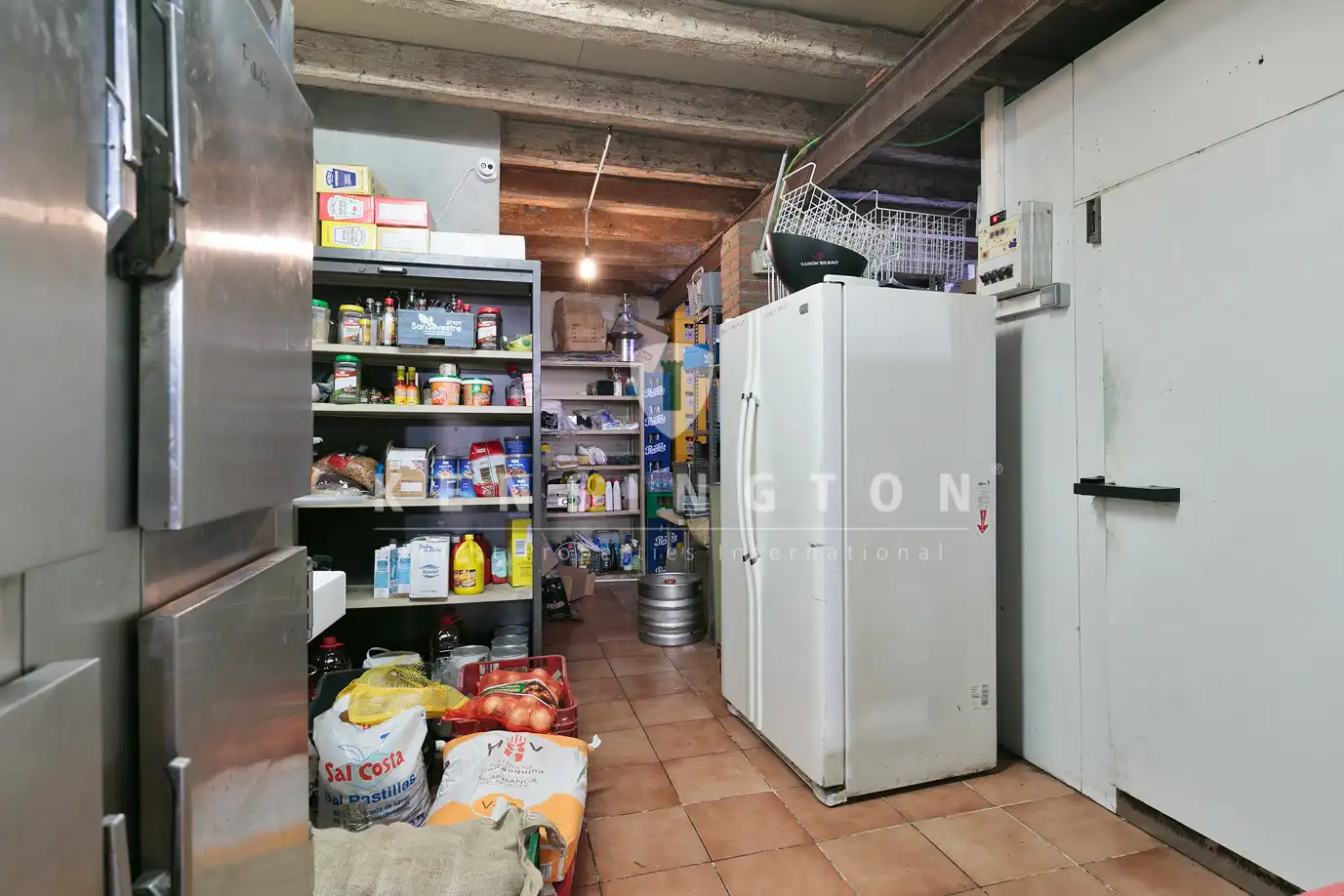 Edificio en venta en Sant Vicenç de Montalt, Barcelona
