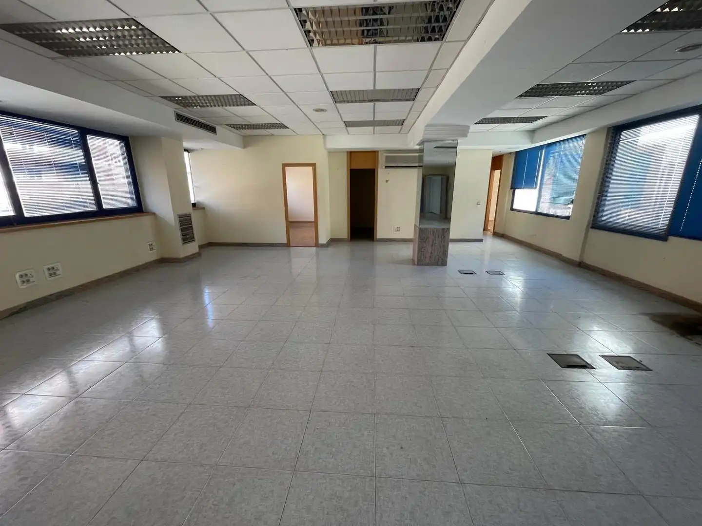 Ufficio in vendita a REY DON JAIME, imagen 6