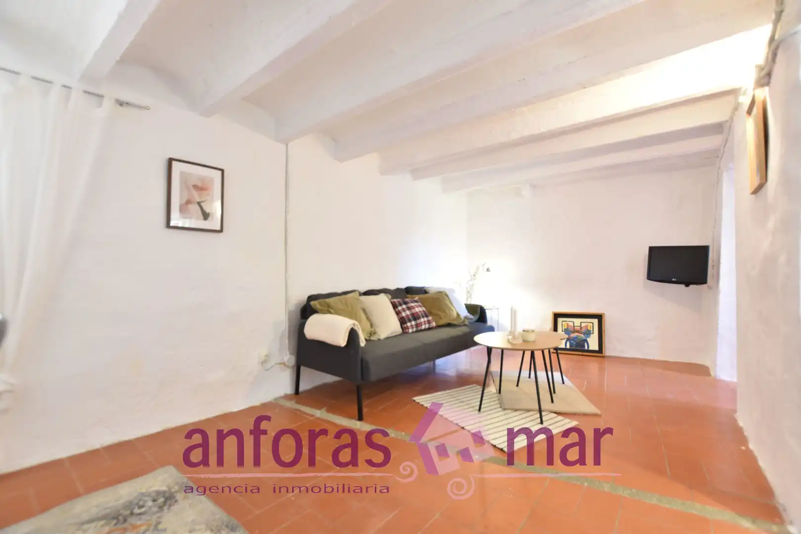 Sala d'estar de Casa adosada en venda en Creixell amb Calefacció