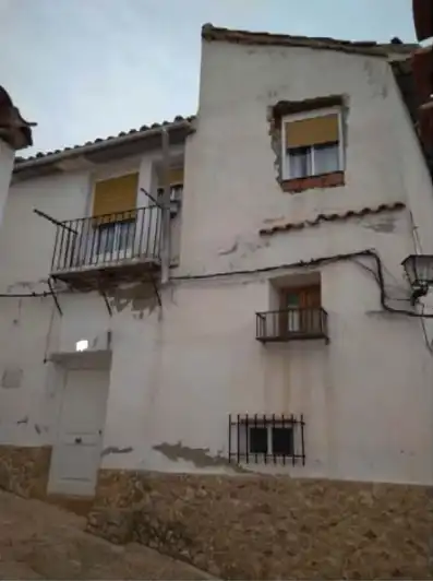 House for sale in postigo