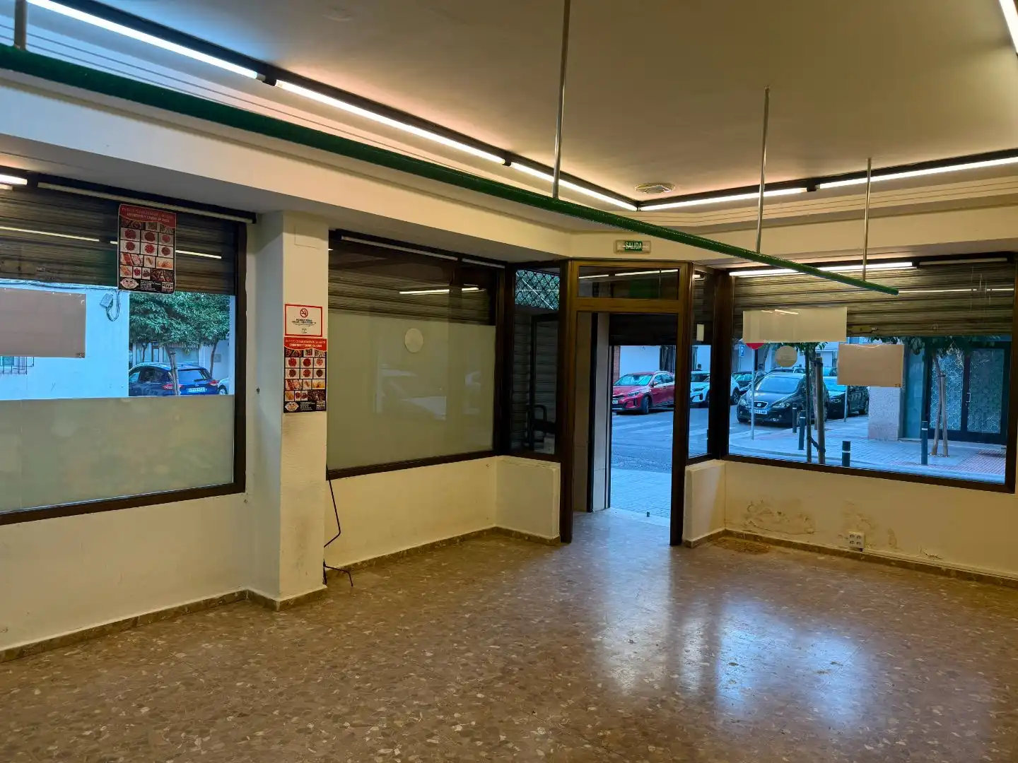 Geschaftsraum zur Miete in Levante