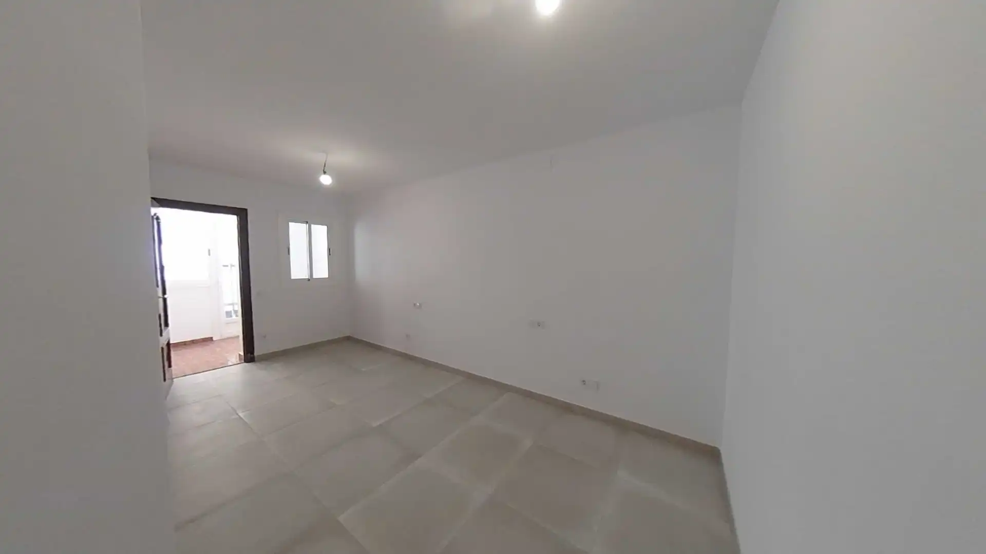 Maisonette zum Verkauf in L'Hospitalet de Llobregat mit Heizung