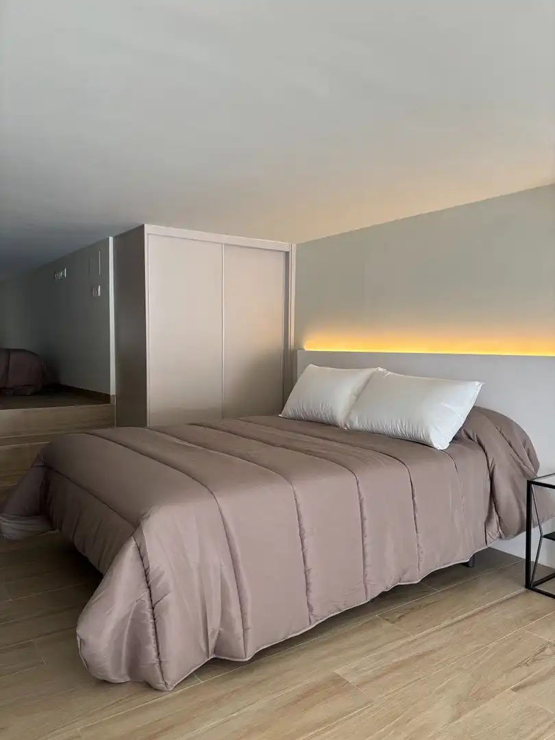 Habitación de Dúplex de alquiler en L'Alfàs del Pi con Aire acondicionado, Trastero y Amueblado