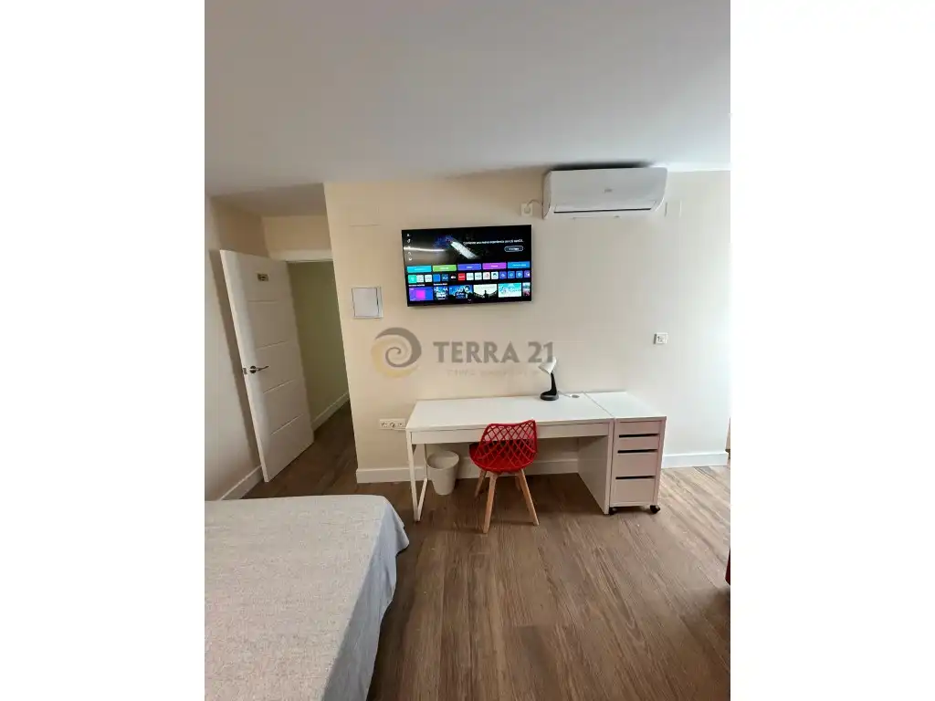 Bedroom of Flat for rent in Jaén