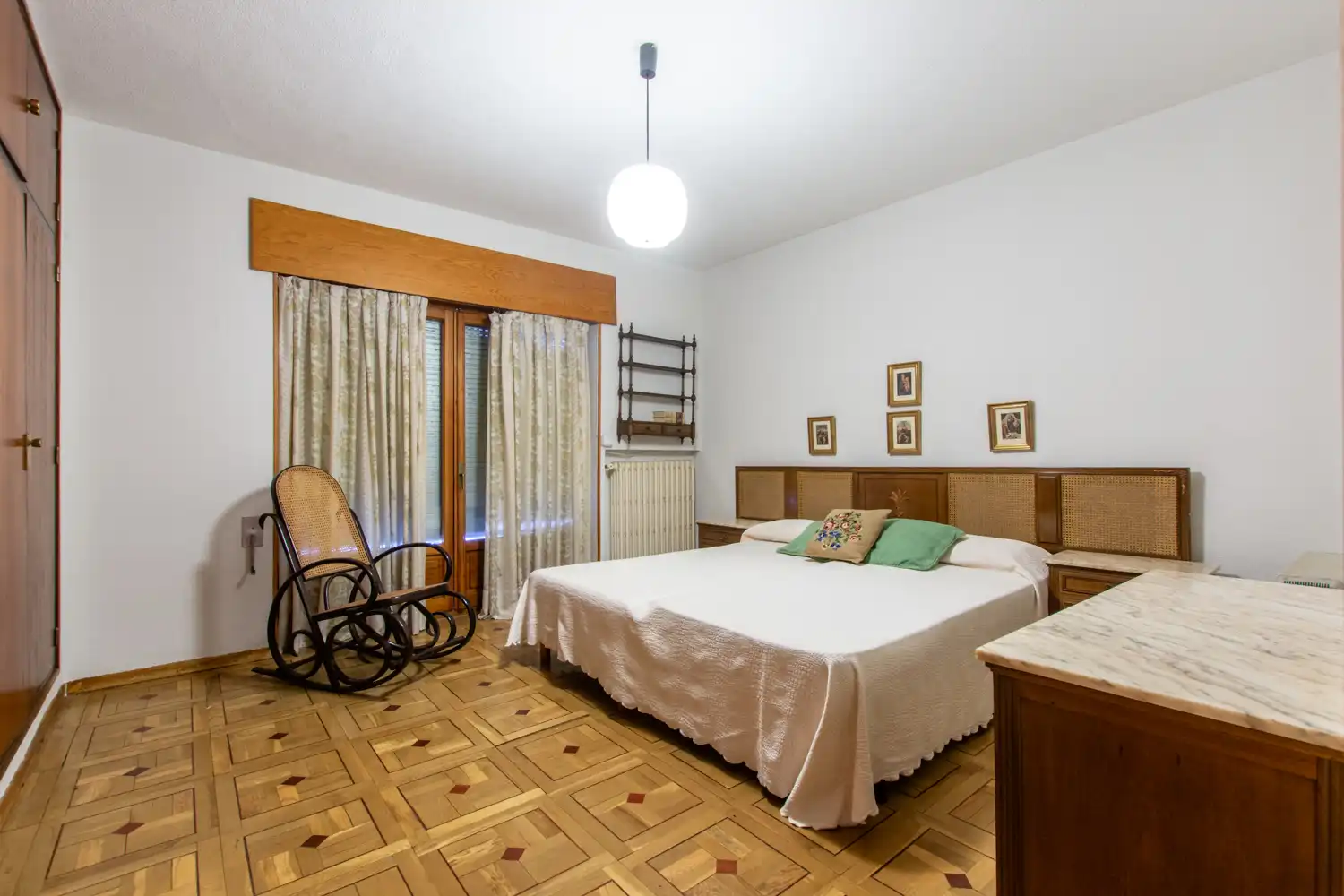 Dormitori de Casa o xalet en venda en Galapagar amb Aire condicionat, Calefacció i Jardí privat