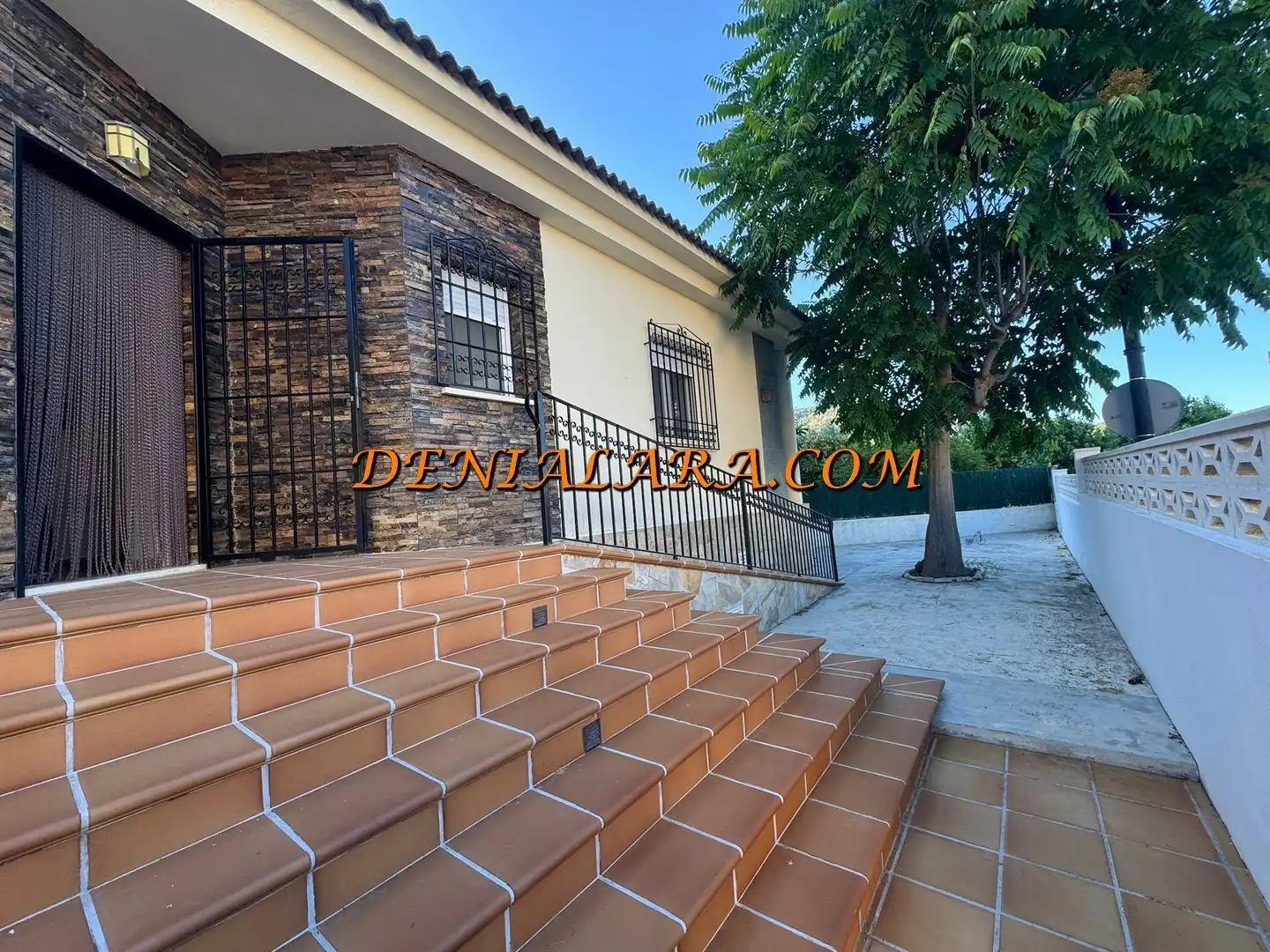 Exterior view of Houses for rent in Sagra  with Air Conditioner, Private garden and Terrace