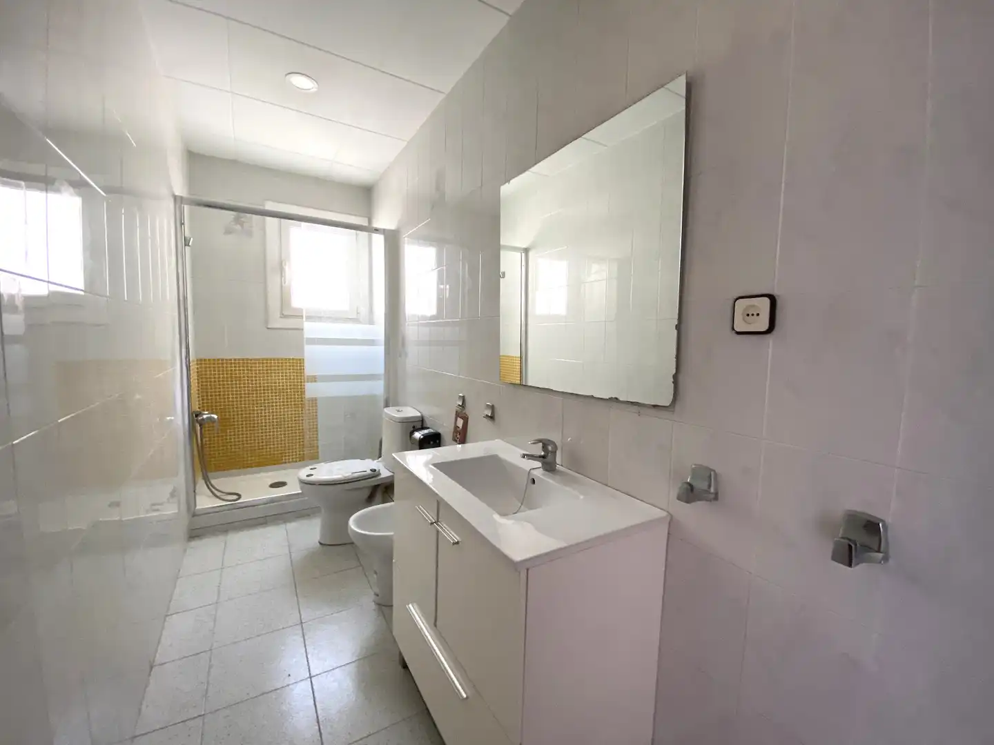 Baño de Ático en venta en Barcelona con Terraza y Trastero