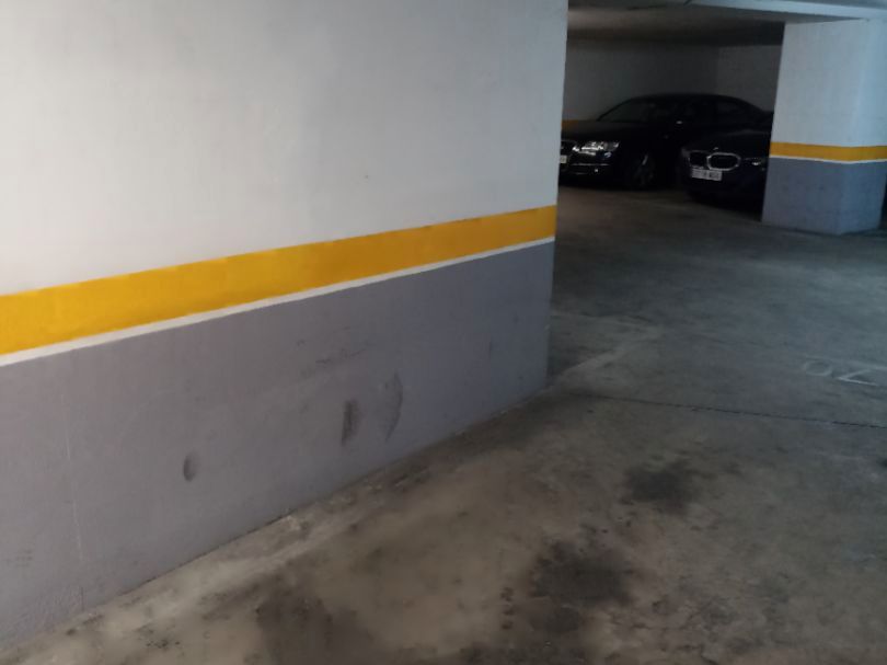 Parking of Garage to rent in León Capital 