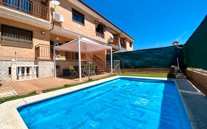 Swimming pool of House or chalet for sale in Illescas  with Air Conditioner, Swimming Pool and Balcony