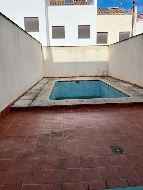 Piscina de Casa o chalet en venta en San Sebastián de los Ballesteros con Trastero, Piscina y Balcón