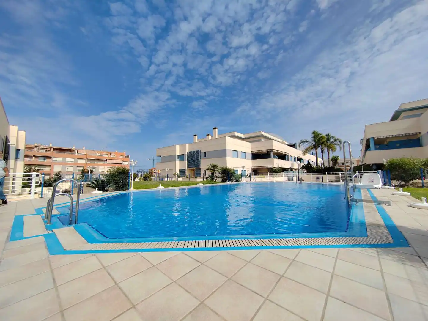 Appartamento con piscina in vendita a N/A, imagen 2