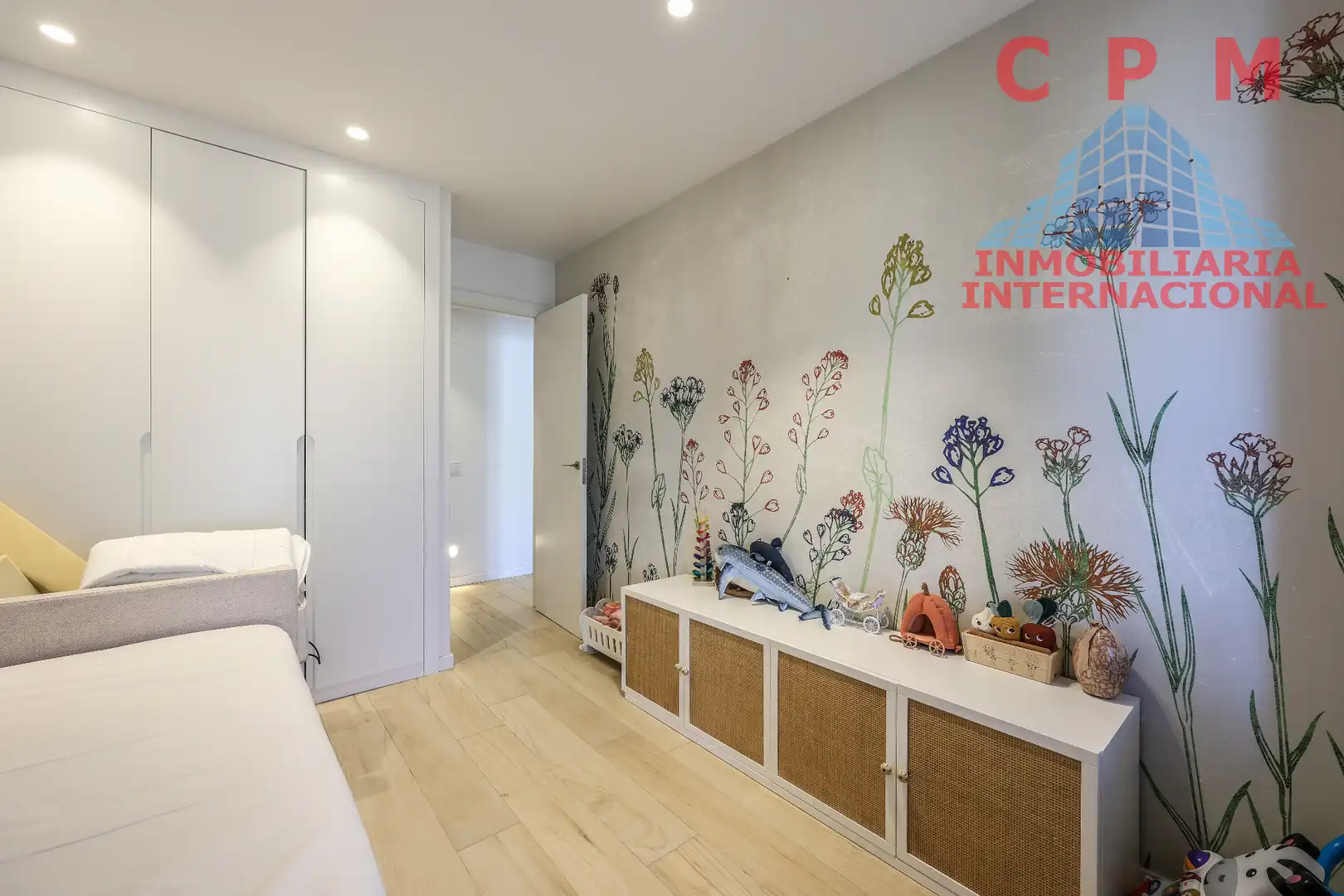 Flat for rent in La Moraleja  with Air Conditioner, Heating and Private garden