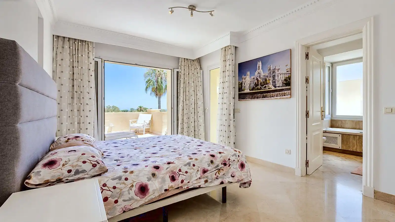 Apartment with pool for sale in Urbanizacion Majestic Hills 10, imagen 16