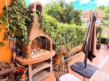 Maison mitoyenne avec piscine à vendre à Escandinavia - Cautivador