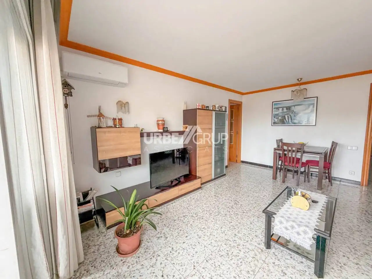 Sala de estar de Piso en venta en Terrassa con Aire acondicionado, Calefacción y Balcón