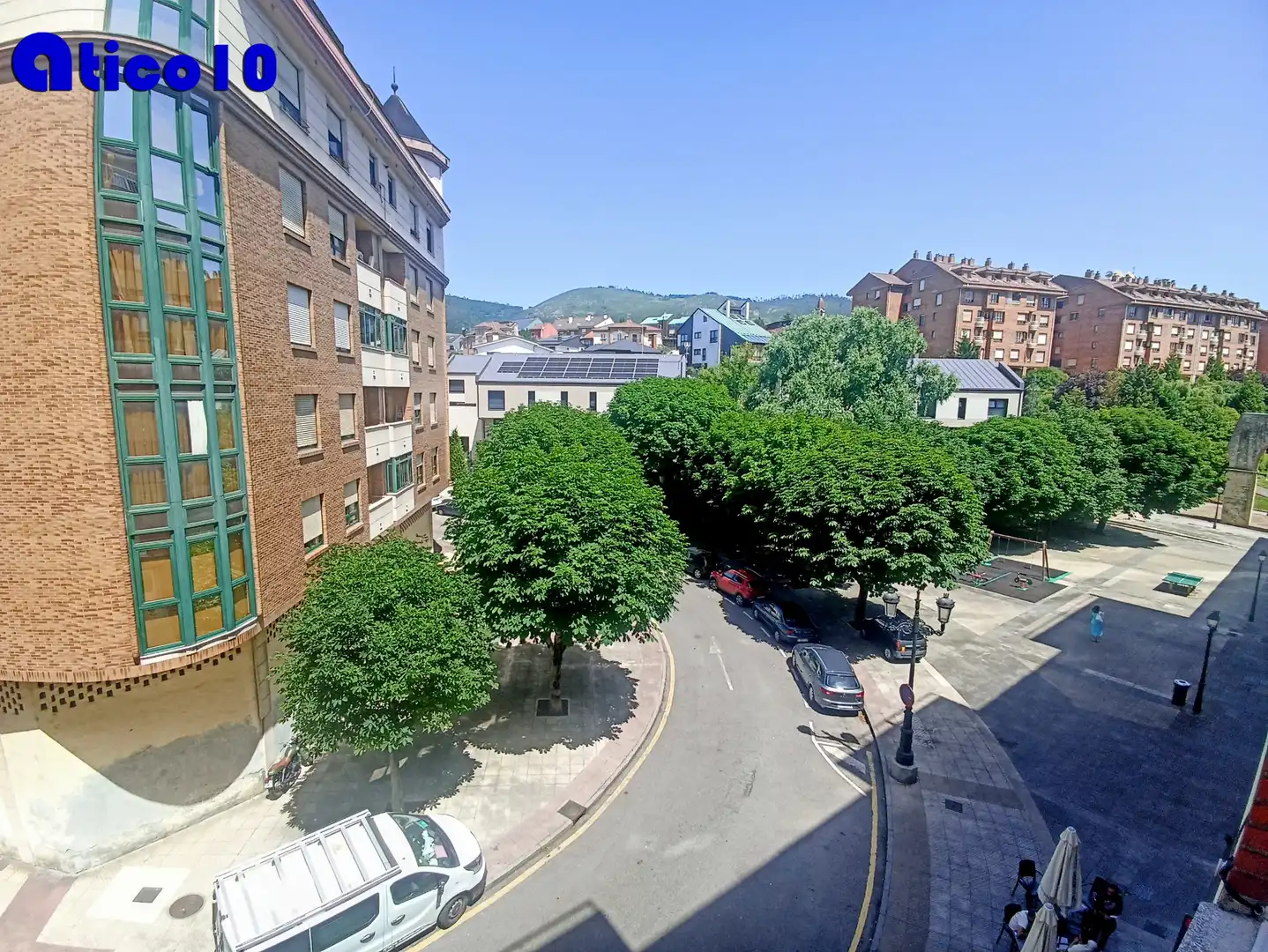 Außenansicht von Wohnung zur Miete in Oviedo  mit Heizung, Möbliert und Ofen