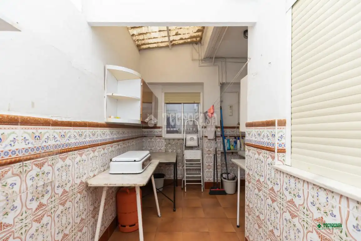 Cocina de Piso en venta en Almería con Aire acondicionado