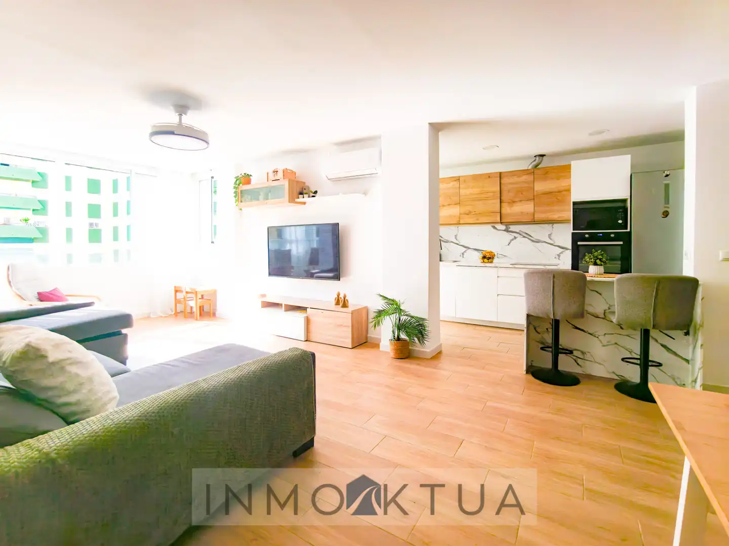 Sala de estar de Piso en venta en El Retiro - Parque Atlántico - Ronda este