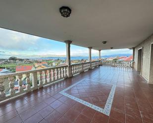 Terrassa de Casa o xalet en venda en Vilagarcía de Arousa amb Calefacció, Jardí privat i Terrassa