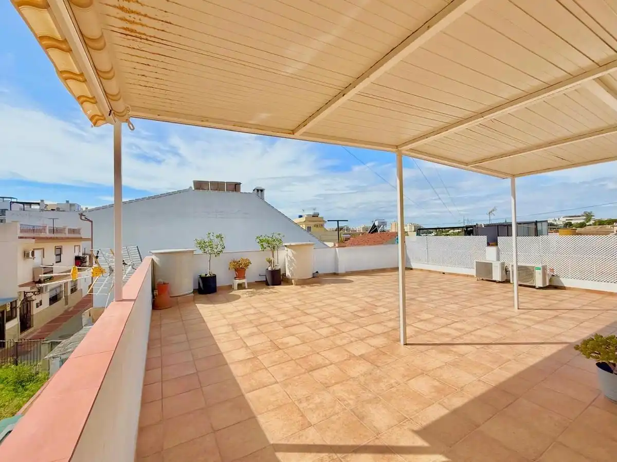 Terrace of Detached homes for sale in Fuengirola  with Air Conditioner, Terrace and Community pool