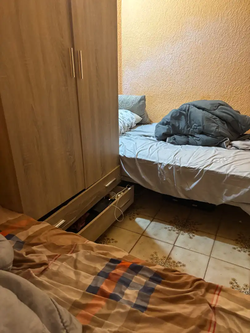 Schlafzimmer von Wohnung zum Verkauf in Badalona mit Ofen