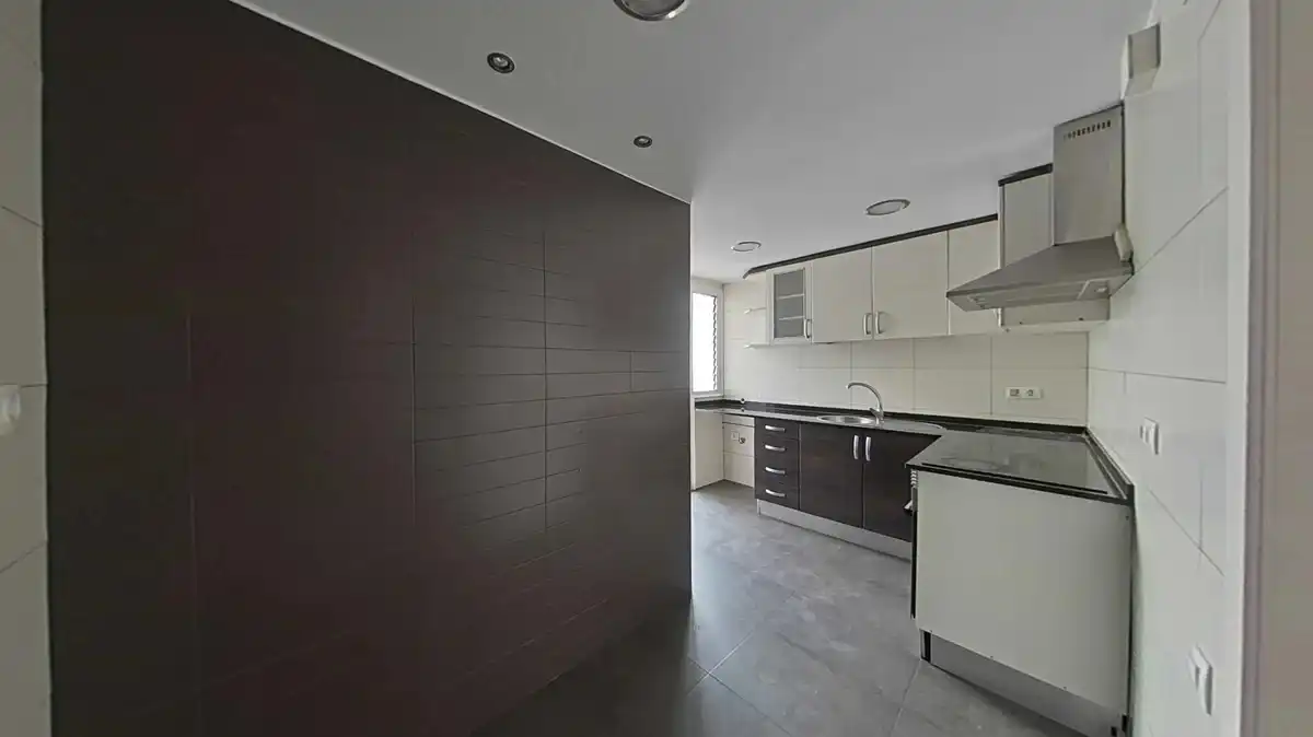 Attic for sale in Carrer de Girona, Joan Prim