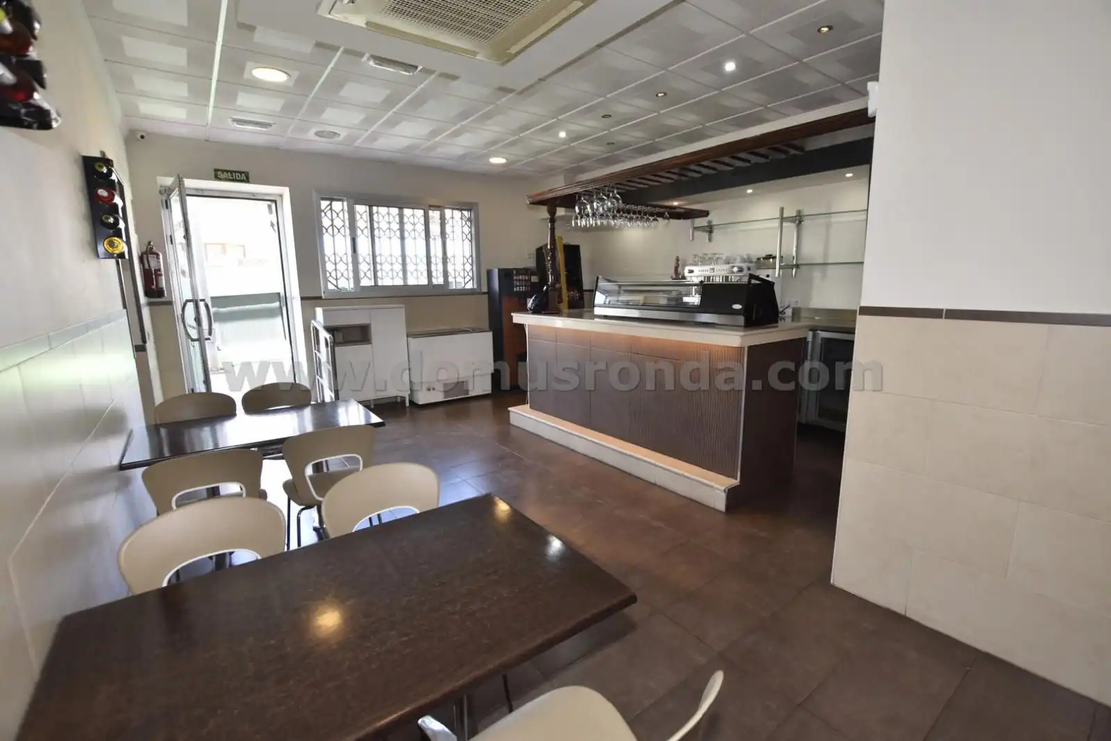 Local comercial en venda a San Rafael, imagen 3