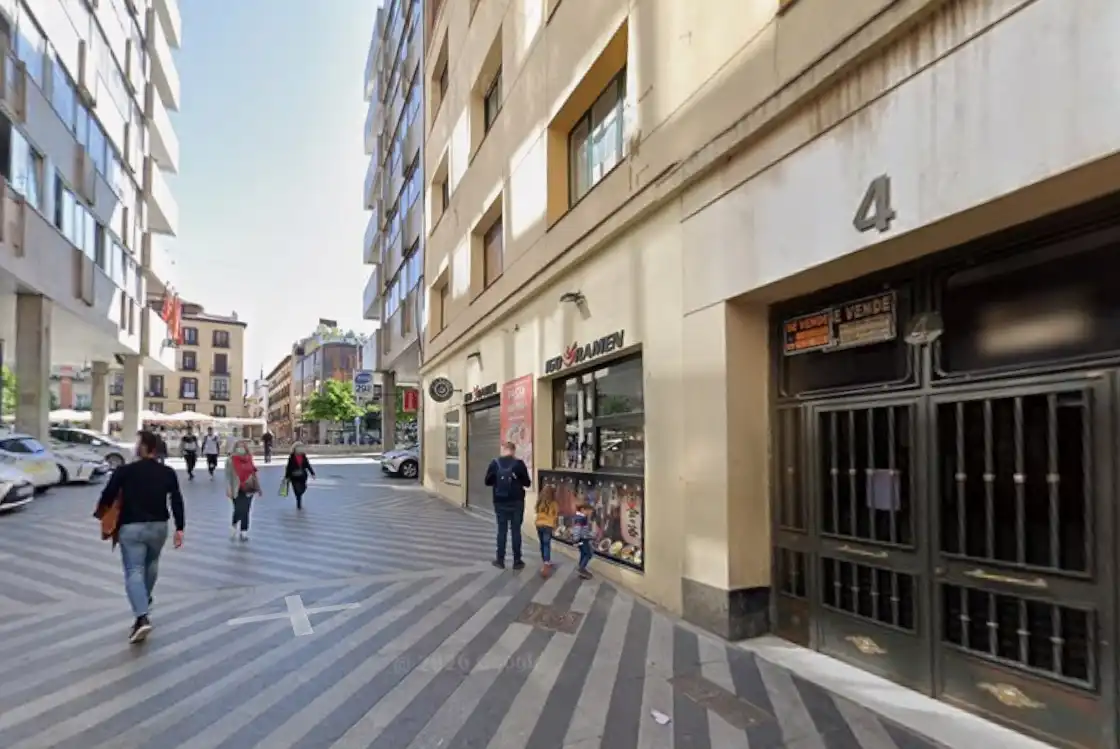 Vista exterior de Piso de alquiler en Madrid con Aire acondicionado, Calefacción y Parquet
