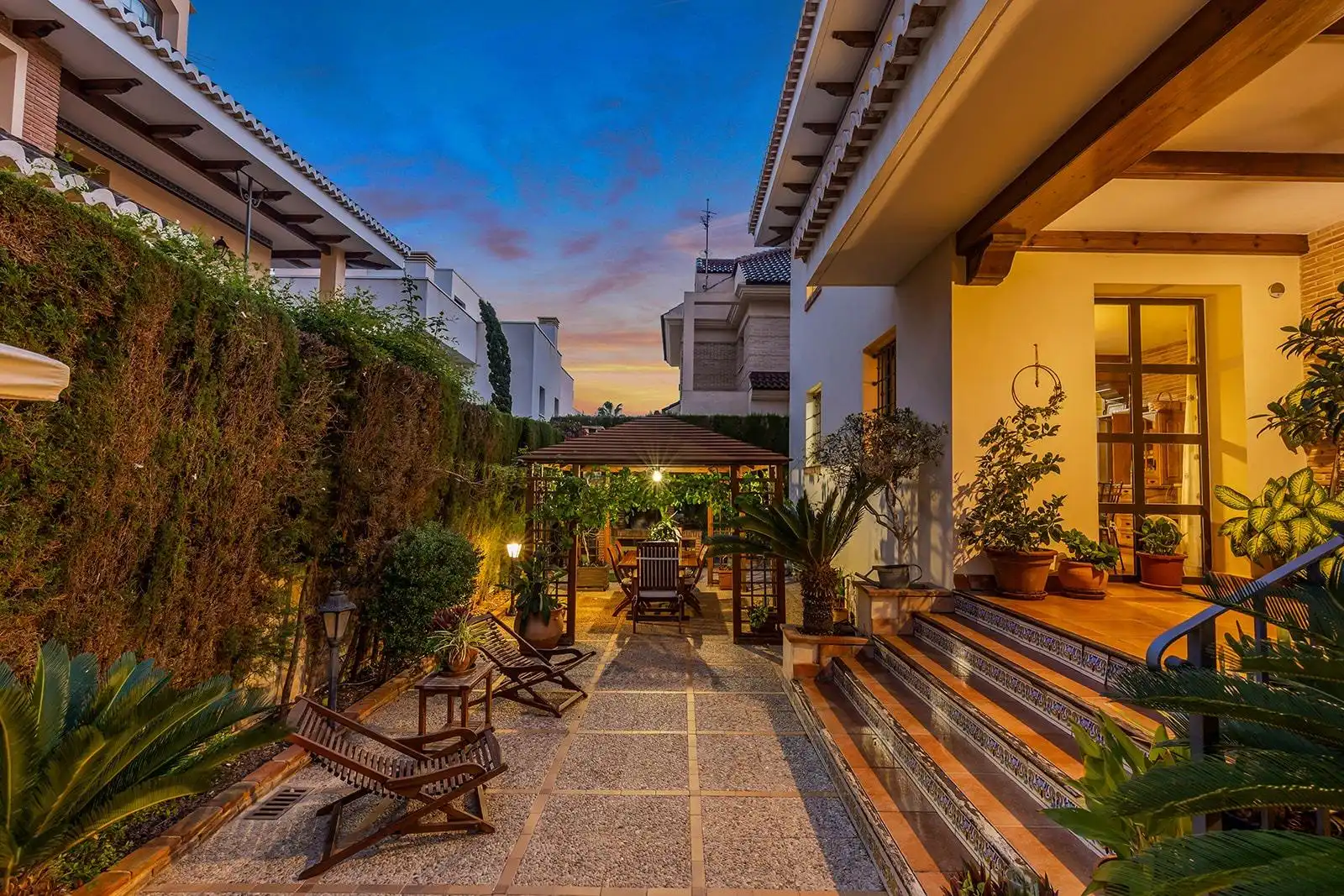 Chalet con terraza en venta en Calle MAR NEGRO, imagen 79