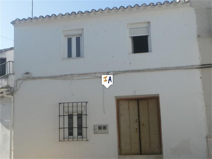 Vista exterior de Casa adosada en venda en Fuente-Tójar amb Terrassa i Traster